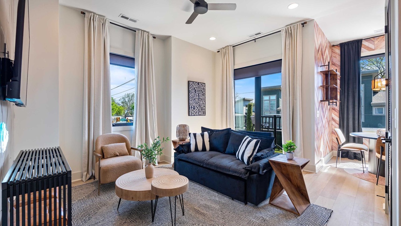 Photo of Livingroom in East Nashville