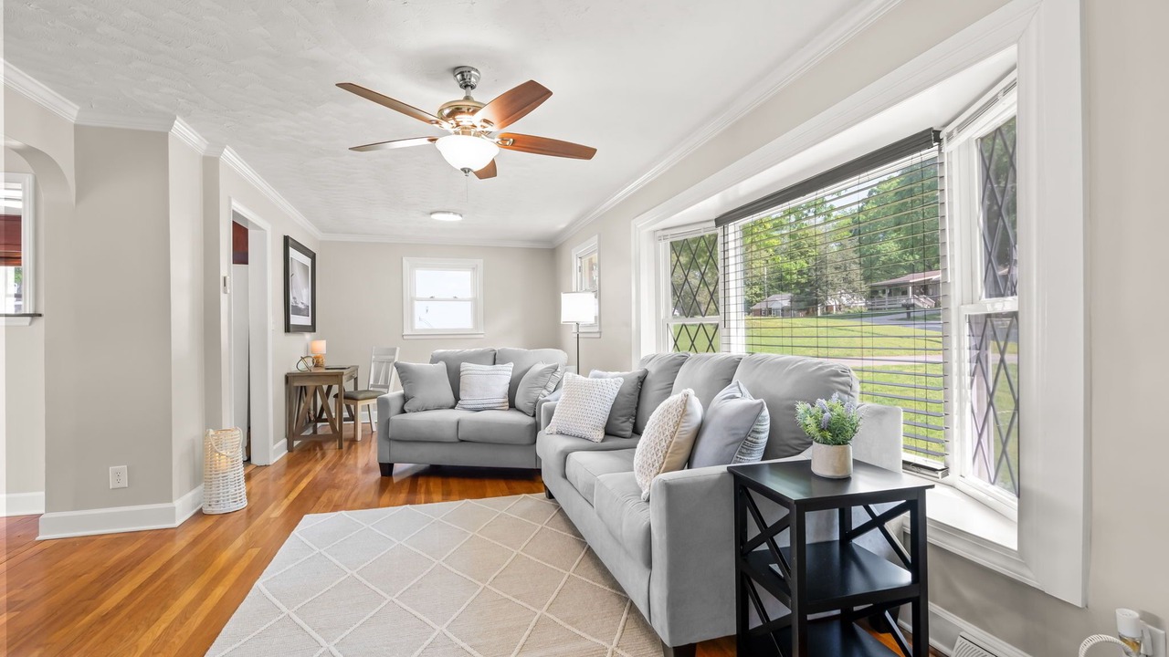 Photo of Livingroom in High Point