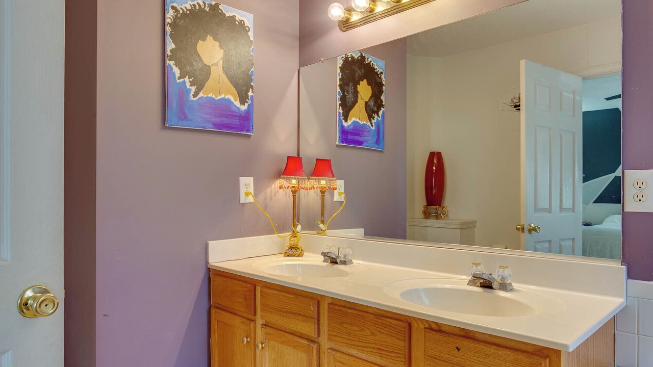 Photo of Bathroom in East Highland Park