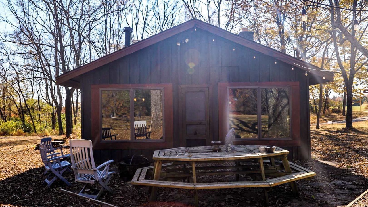 Photo of Outdoor in Rising Sun