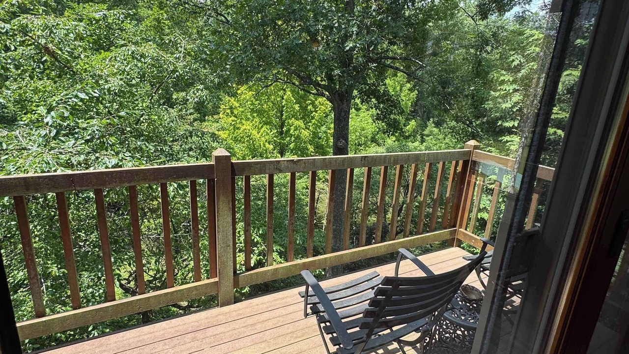 Photo of Outdoor in Rising Sun