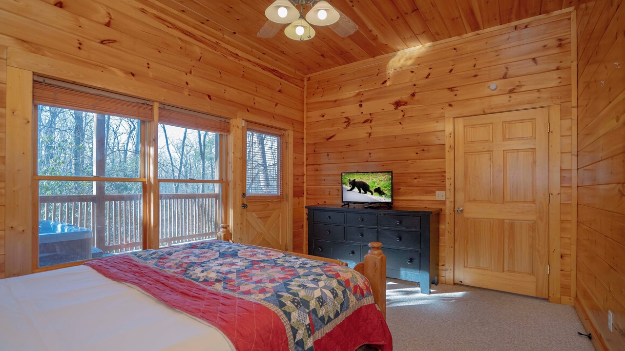 Photo of Bedroom in Smoky Mountains