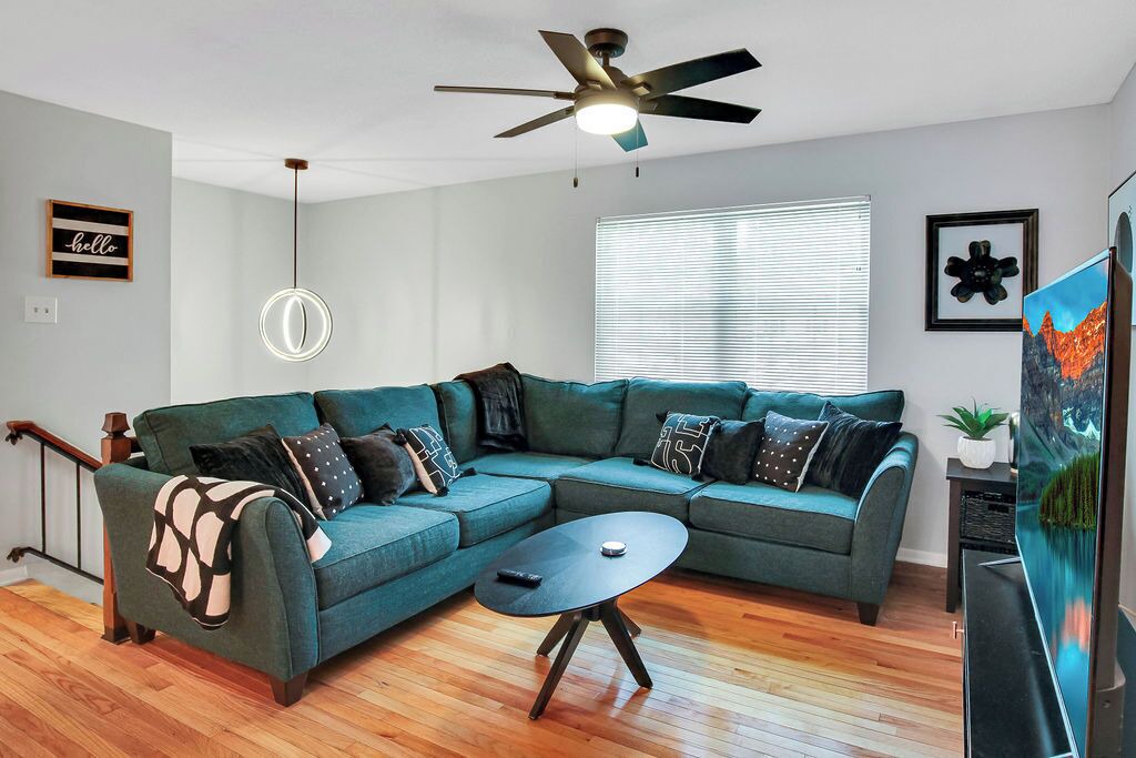 Photo of Livingroom in Ashley Oaks