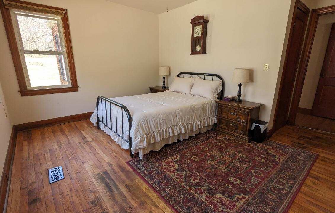 Photo of Bedroom in Lynn Garden