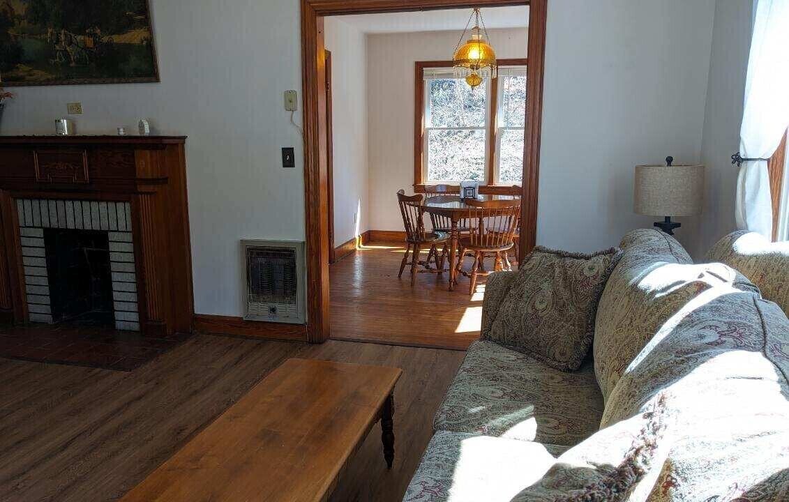 Photo of Livingroom in Lynn Garden