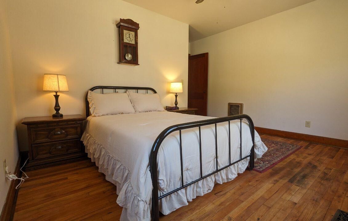 Photo of Bedroom in Lynn Garden