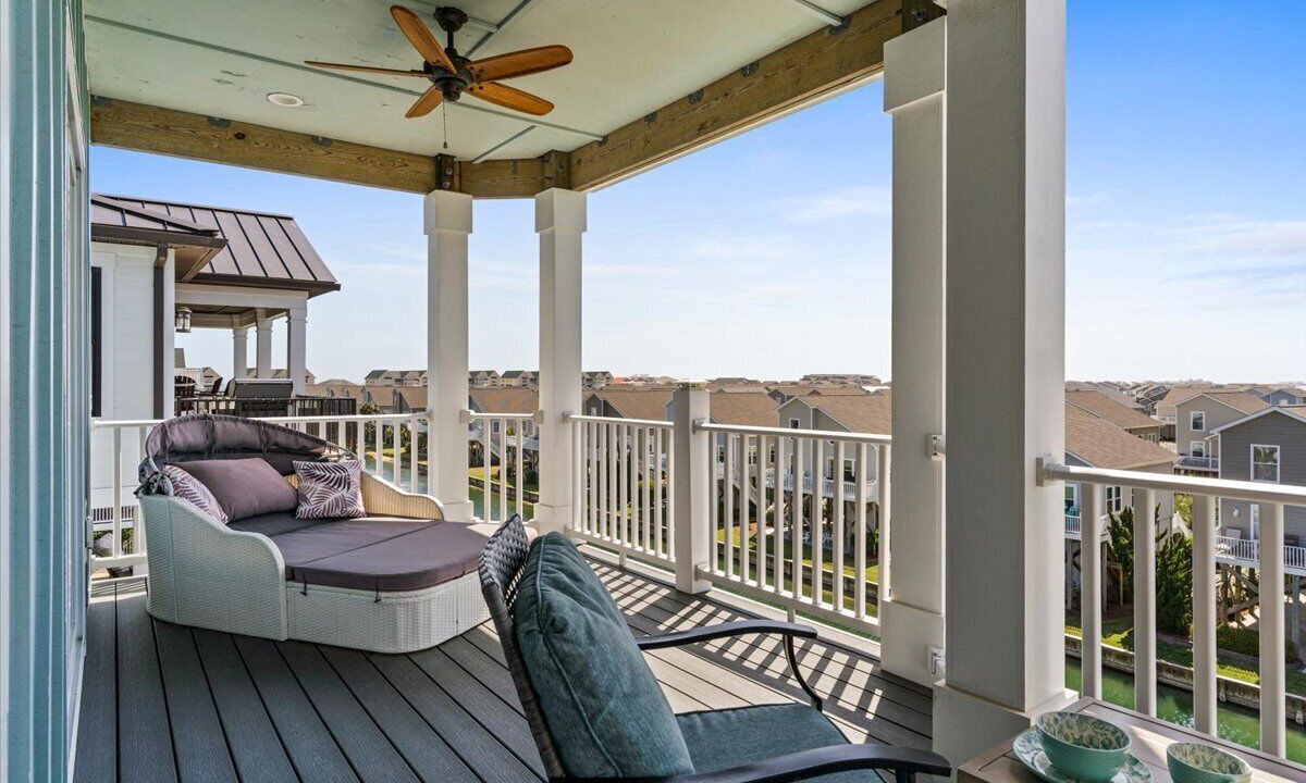 Photo of Patio Balcony in Ocean Isle Beach