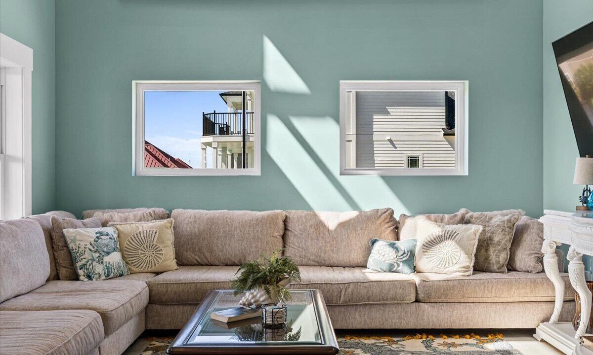 Photo of Livingroom in Ocean Isle Beach