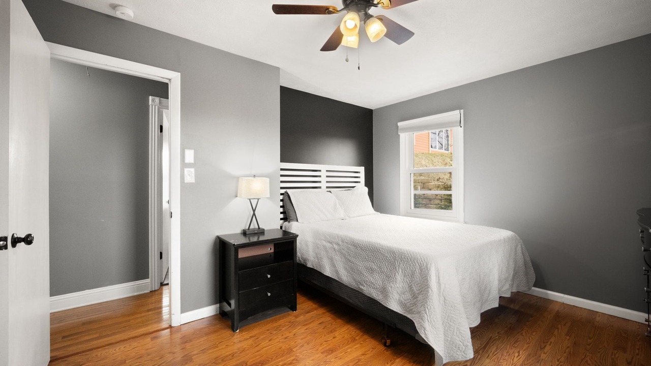 Photo of Bedroom in Sloans Valley