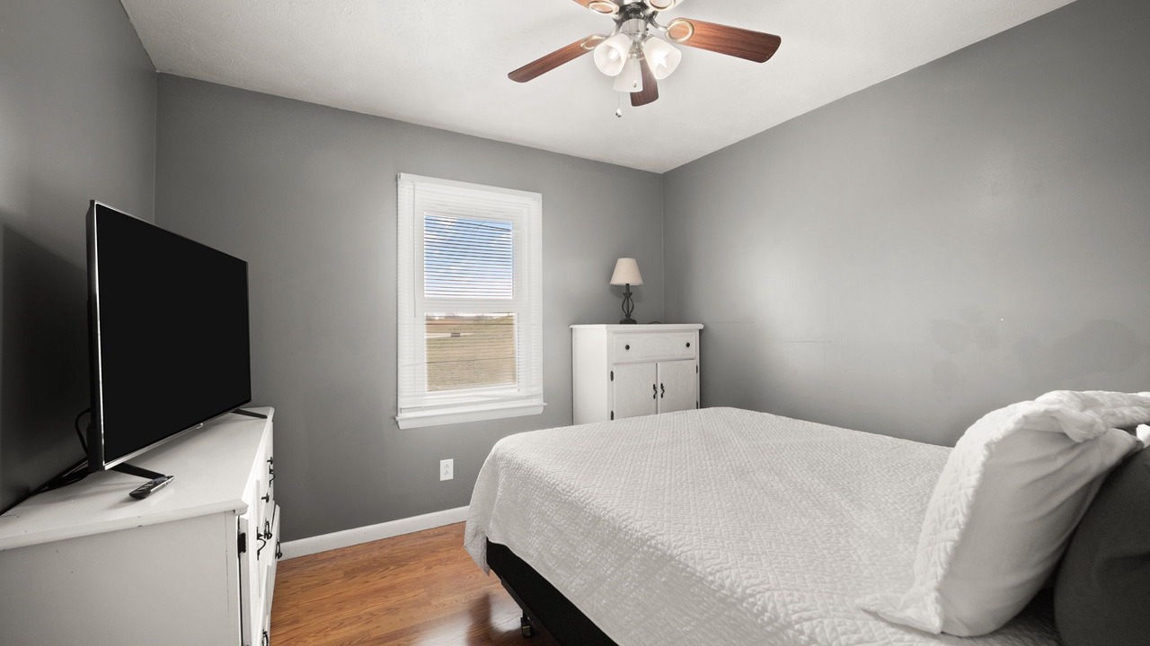 Photo of Bedroom in Sloans Valley