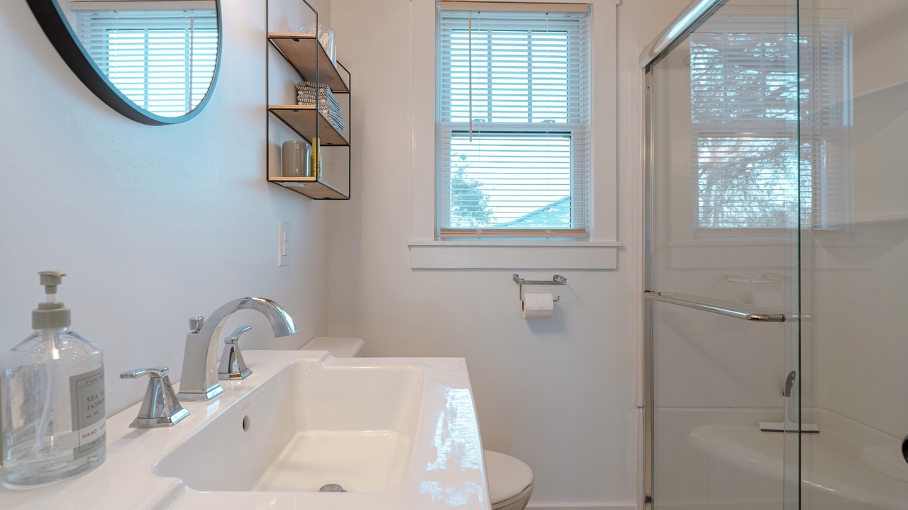 Photo of Bathroom in Morehead City