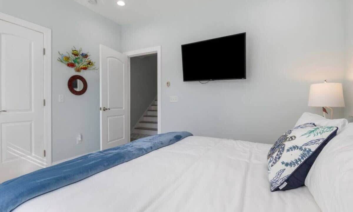 Photo of Bedroom in Wilmington Beach