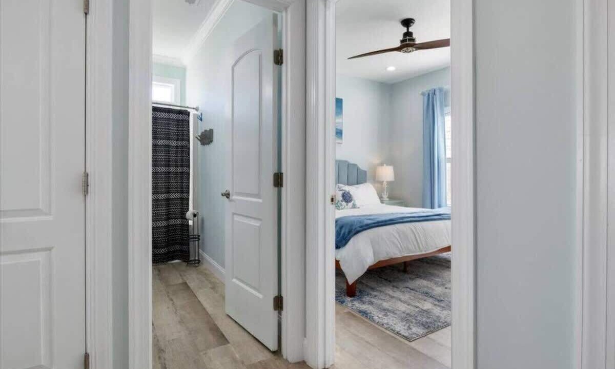 Photo of Bedroom in Wilmington Beach