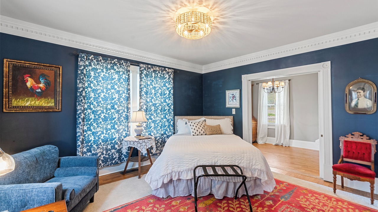 Photo of Bedroom in Versailles