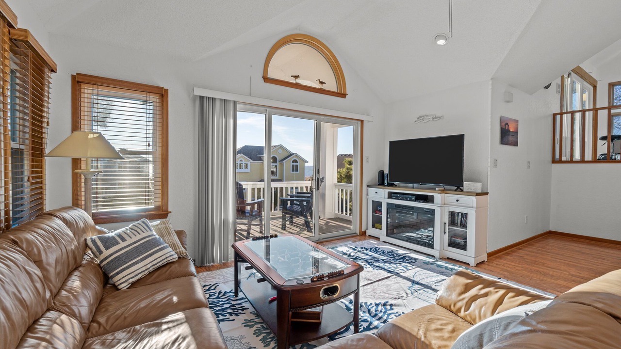 Photo of Livingroom in Monteray Shores