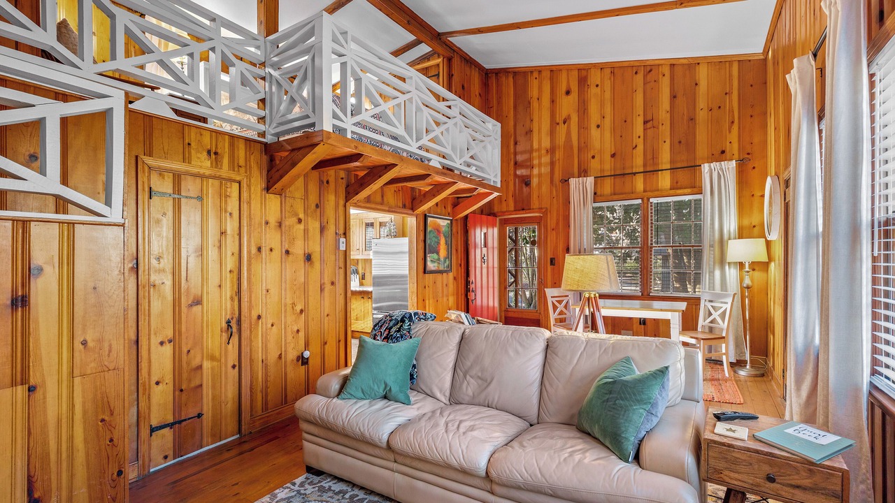 Photo of Livingroom in Petersburg