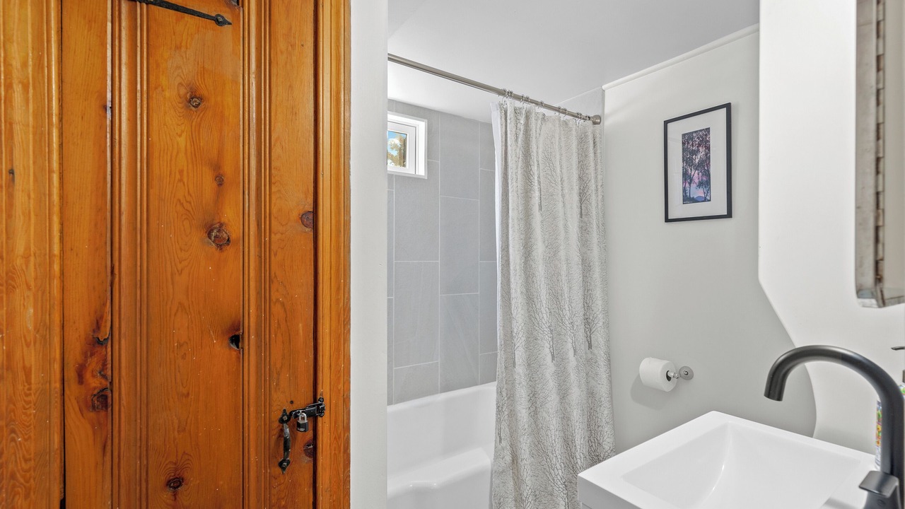 Photo of Bathroom in Petersburg