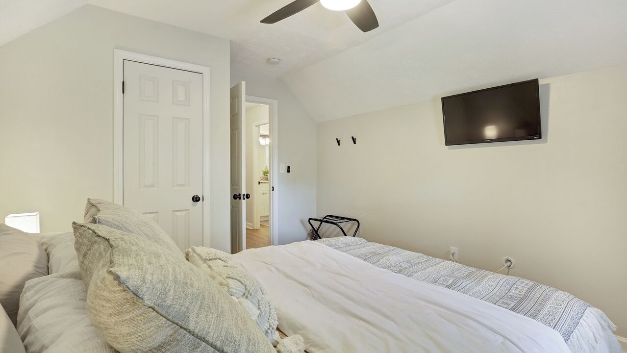 Photo of Bedroom in Travelers Rest