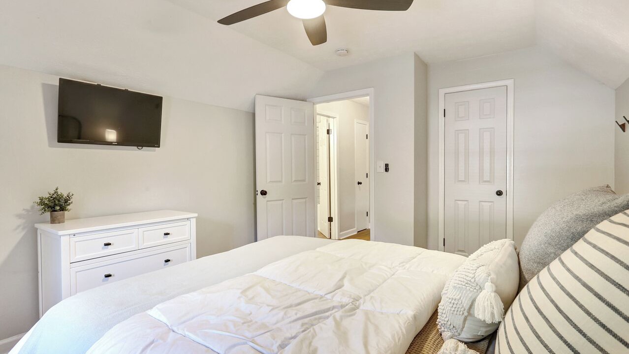 Photo of Bedroom in Travelers Rest