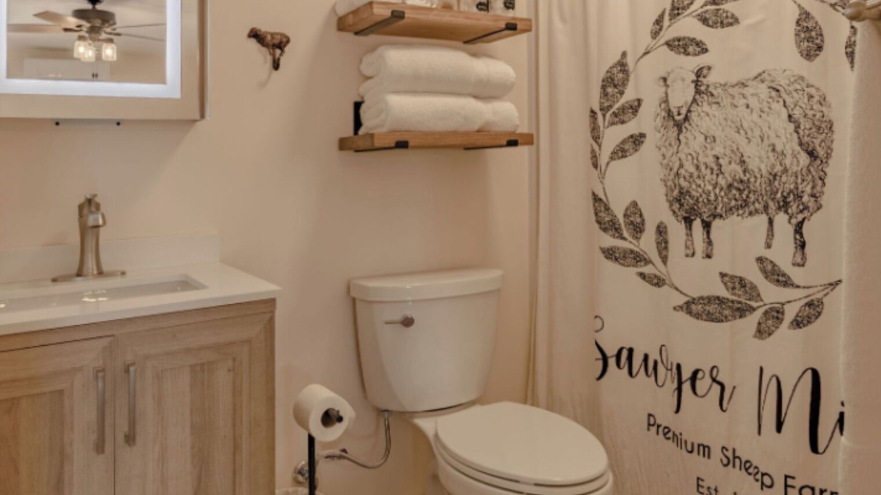 Photo of Bathroom in Whitley City