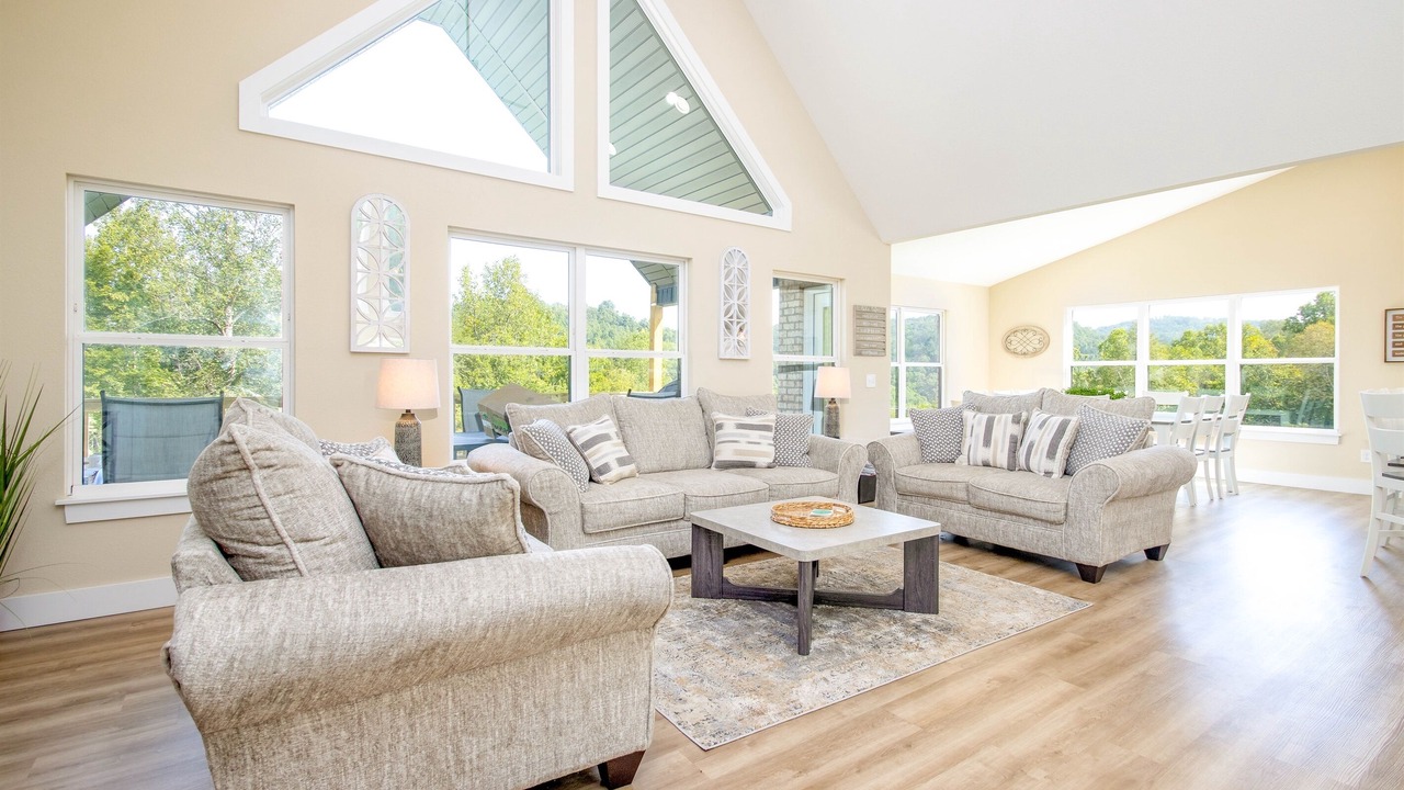Photo of Livingroom in La Follette