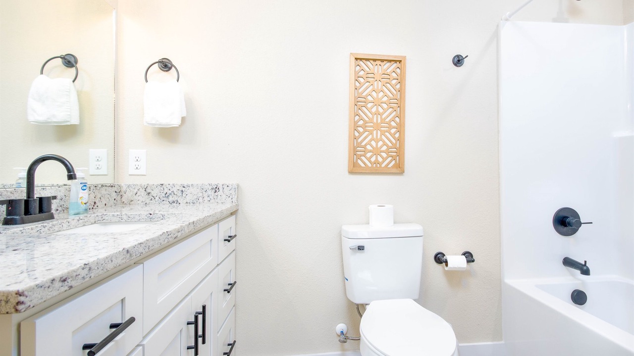 Photo of Bathroom in La Follette