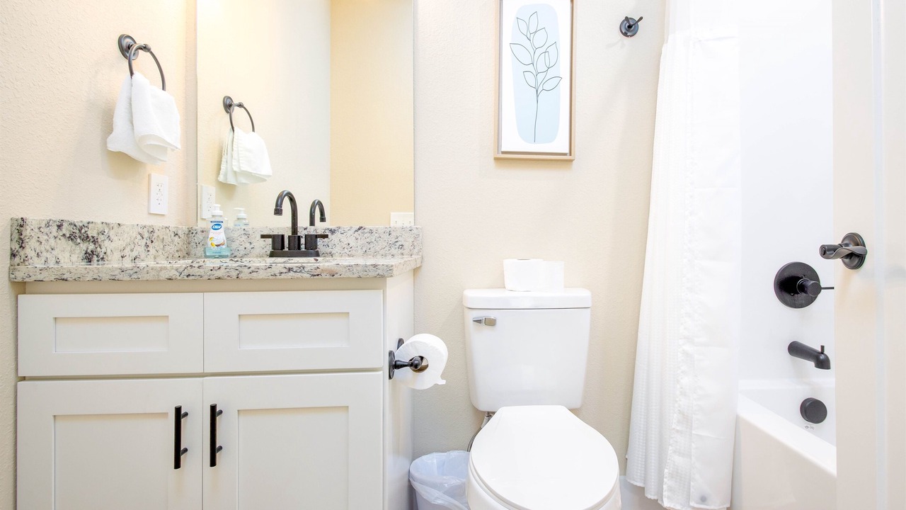 Photo of Bathroom in La Follette