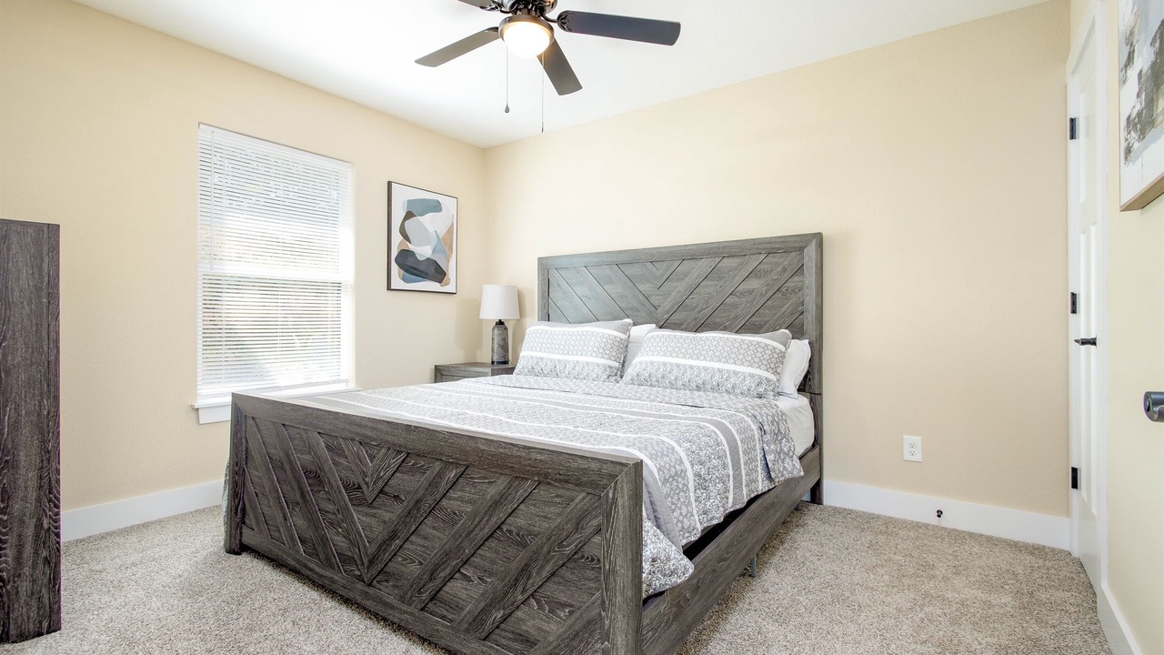 Photo of Bedroom in La Follette