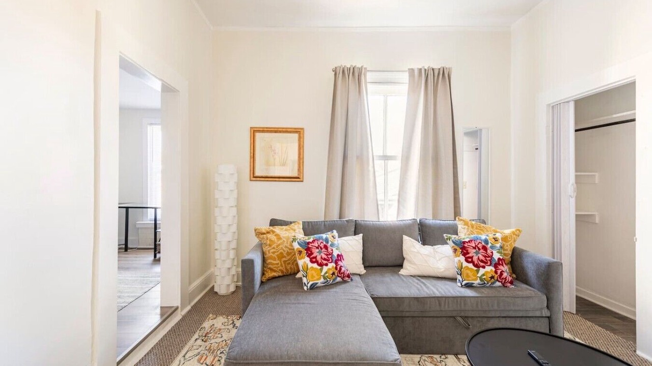 Photo of Livingroom in Danville