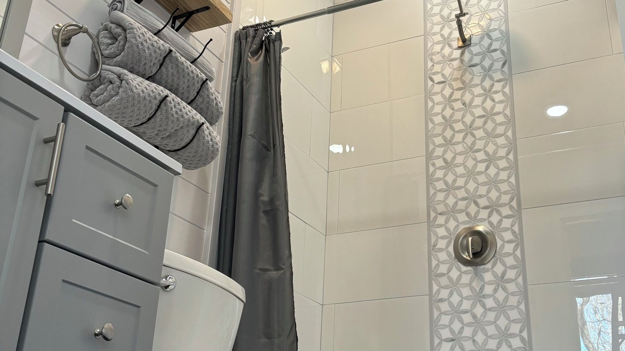 Photo of Bathroom in Byrdstown