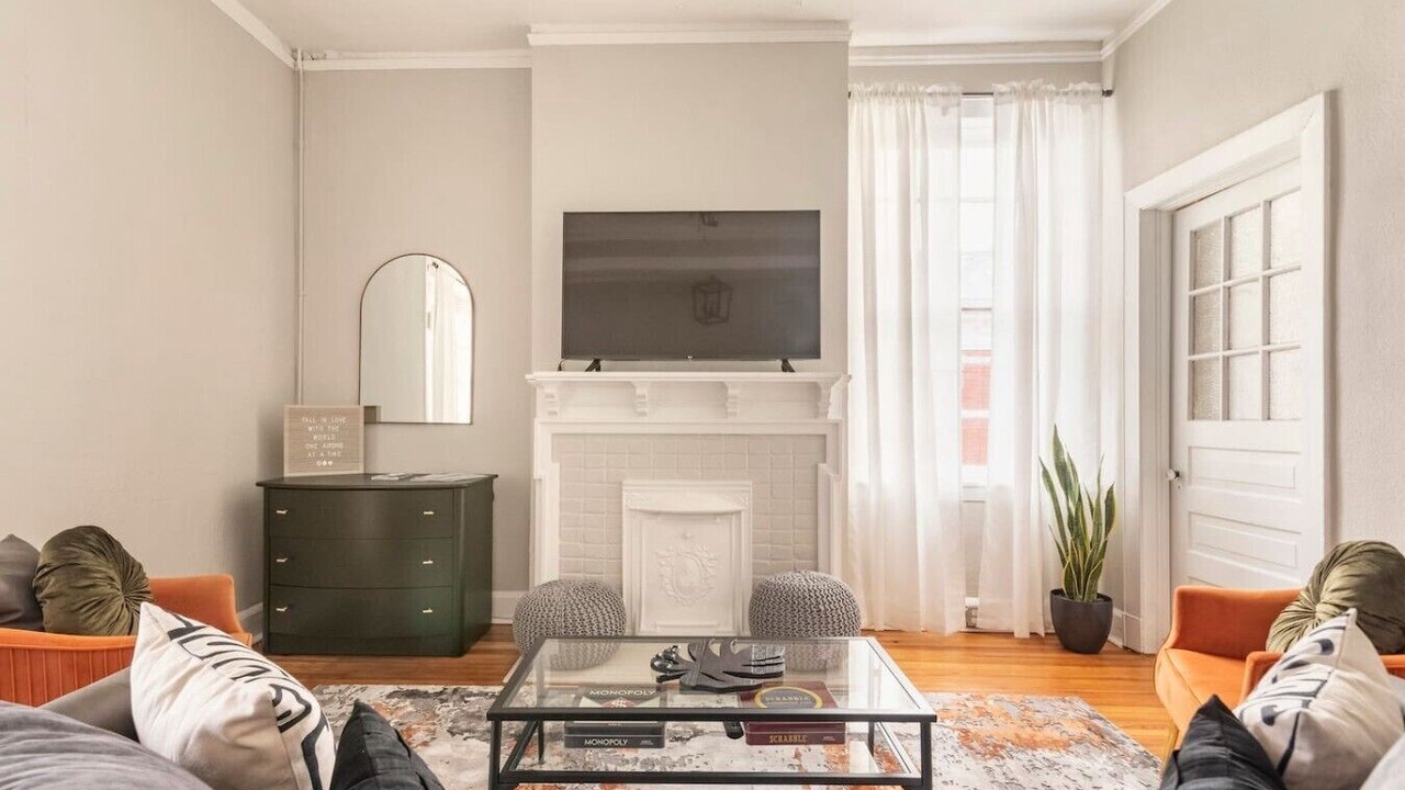 Photo of Livingroom in Danville