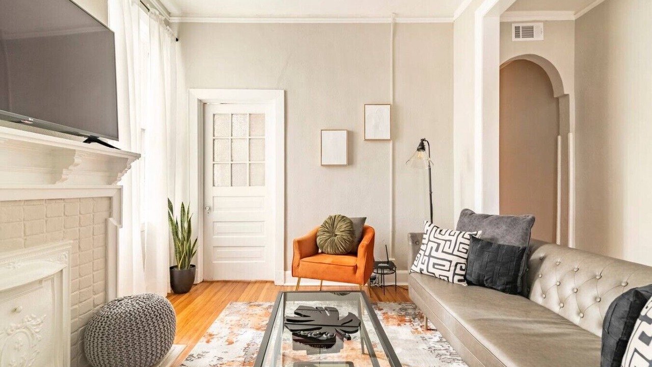 Photo of Livingroom in Danville