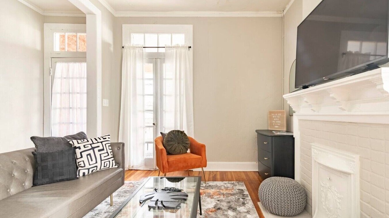 Photo of Livingroom in Danville