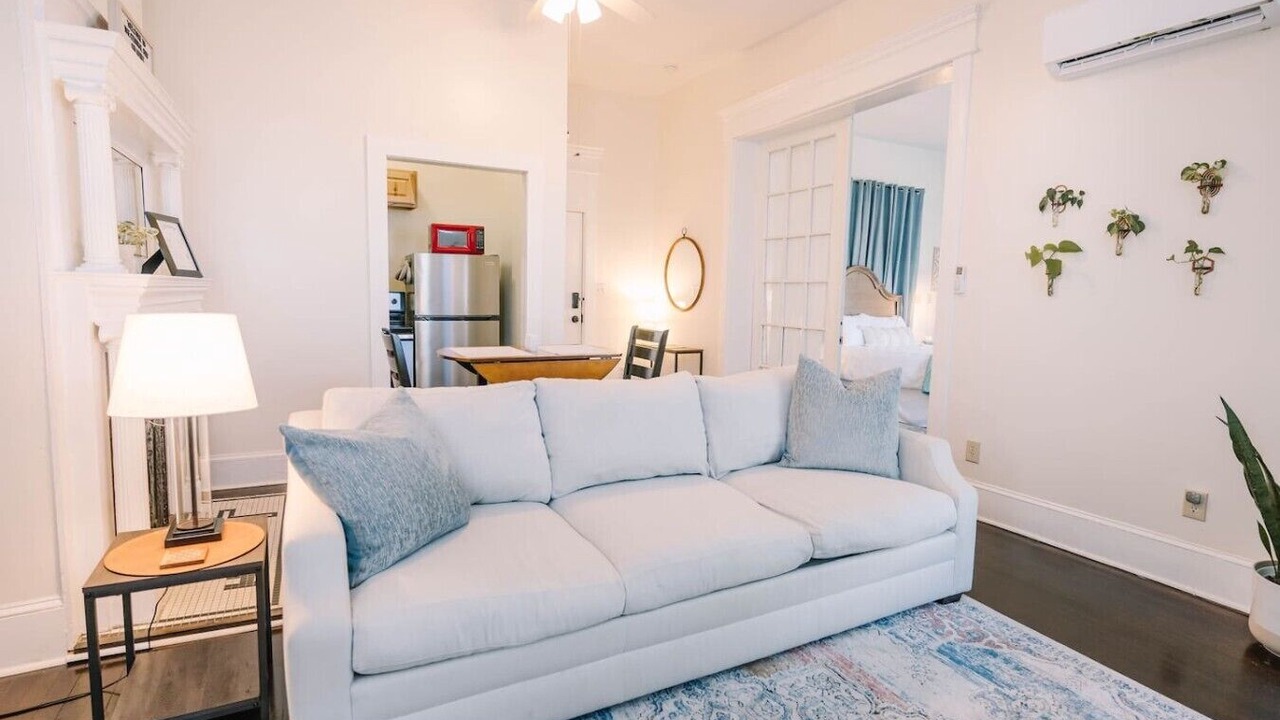 Photo of Livingroom in Danville