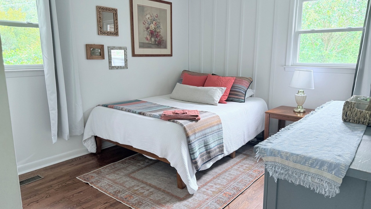 Photo of Bedroom in Clear Brook Estates