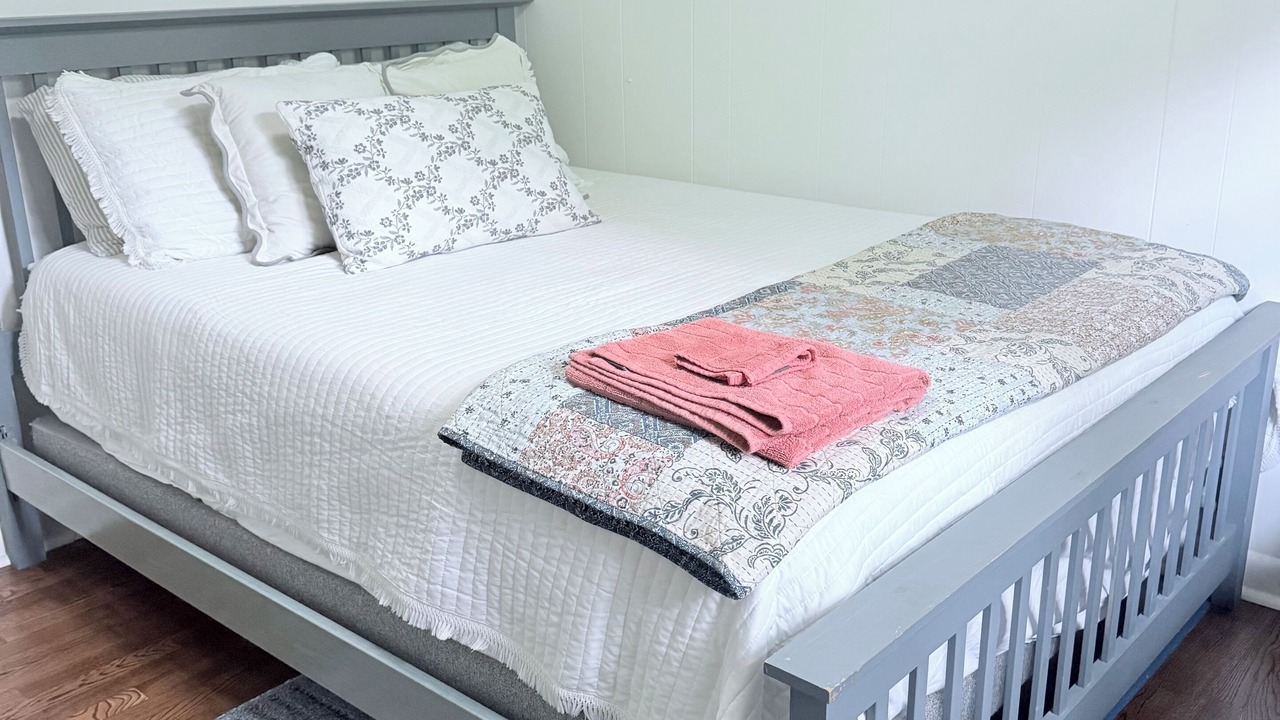 Photo of Bedroom in Clear Brook Estates