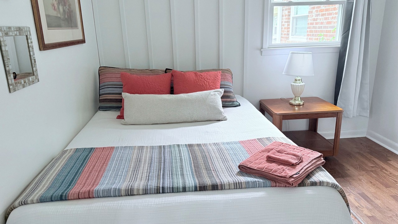 Photo of Bedroom in Clear Brook Estates