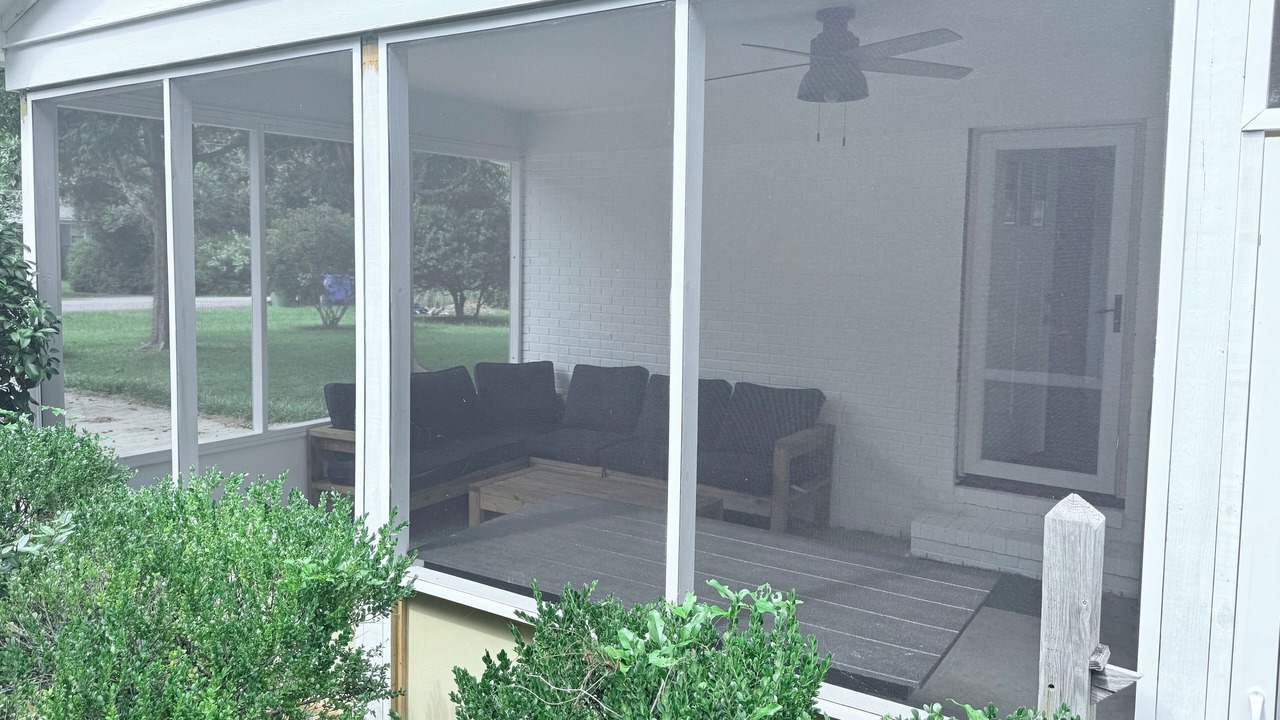 Photo of Patio Balcony in Clear Brook Estates
