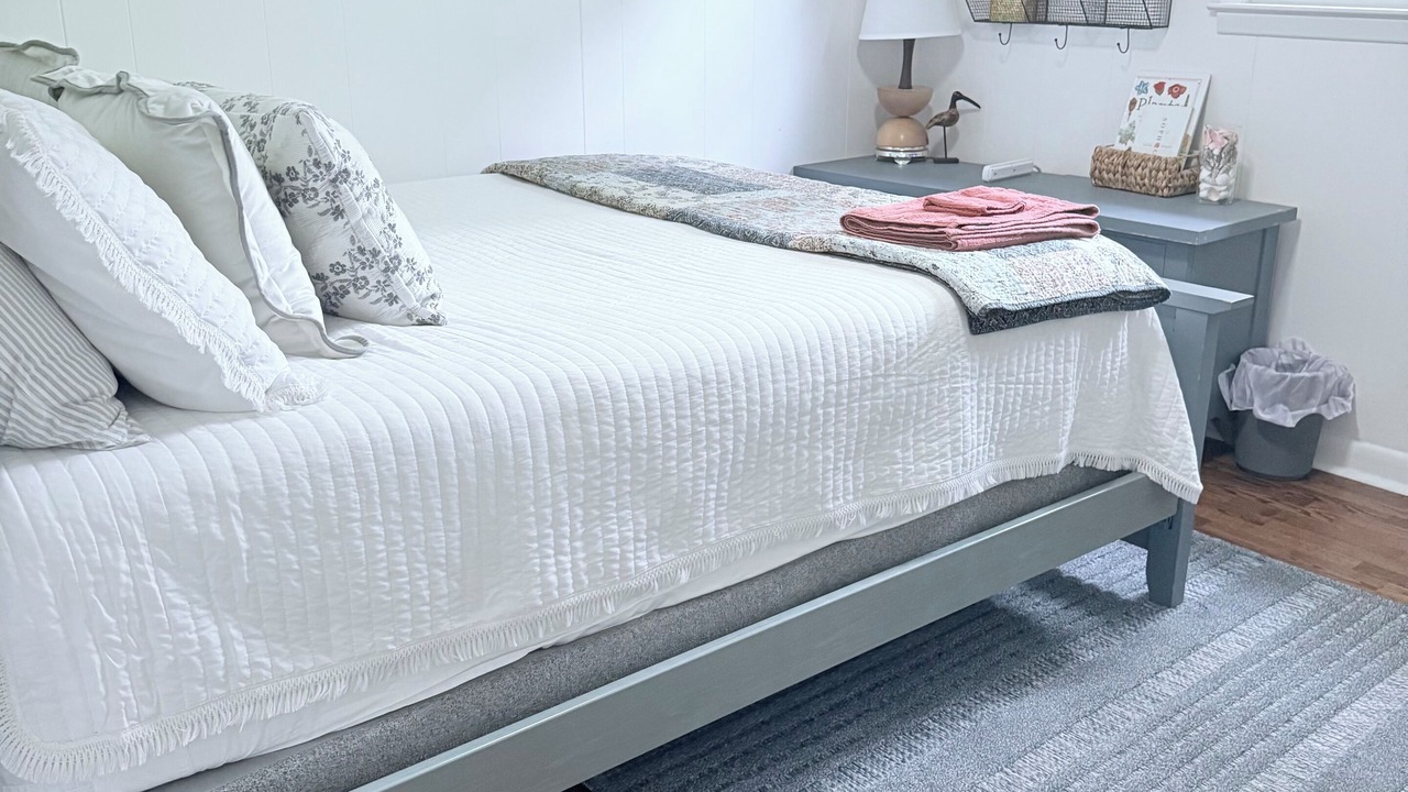 Photo of Bedroom in Clear Brook Estates