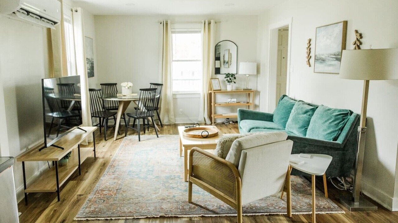 Photo of Livingroom in Danville
