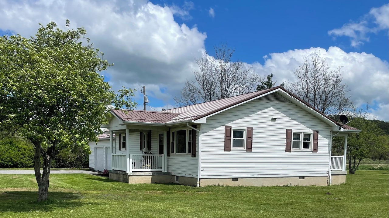 Photo of Outdoor in Meadow Bluff