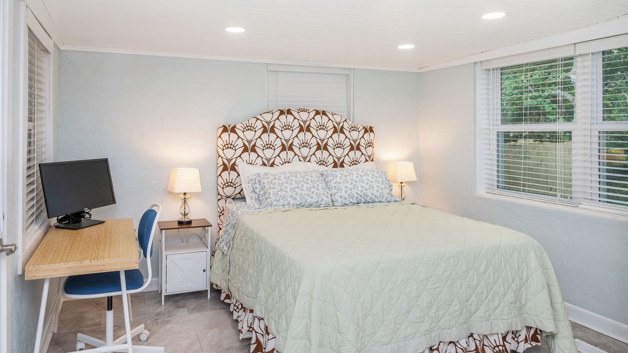 Photo of Bedroom in Long Beach