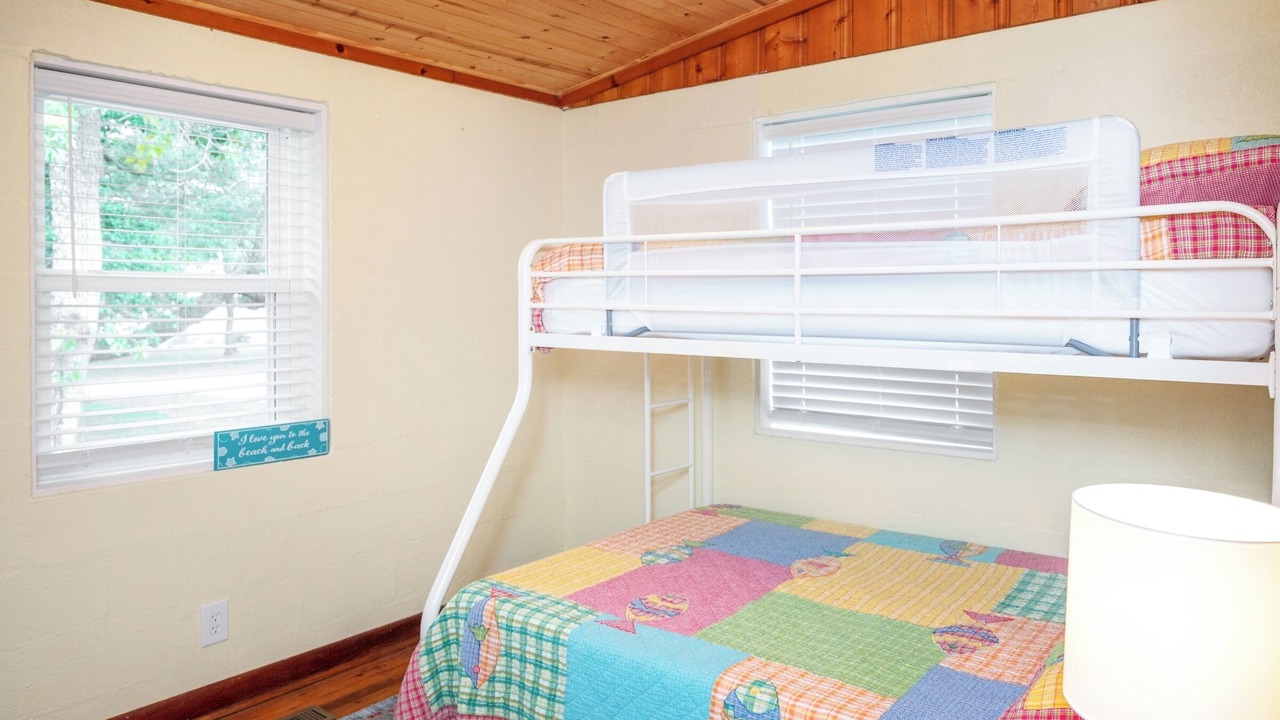 Photo of Bedroom in Long Beach