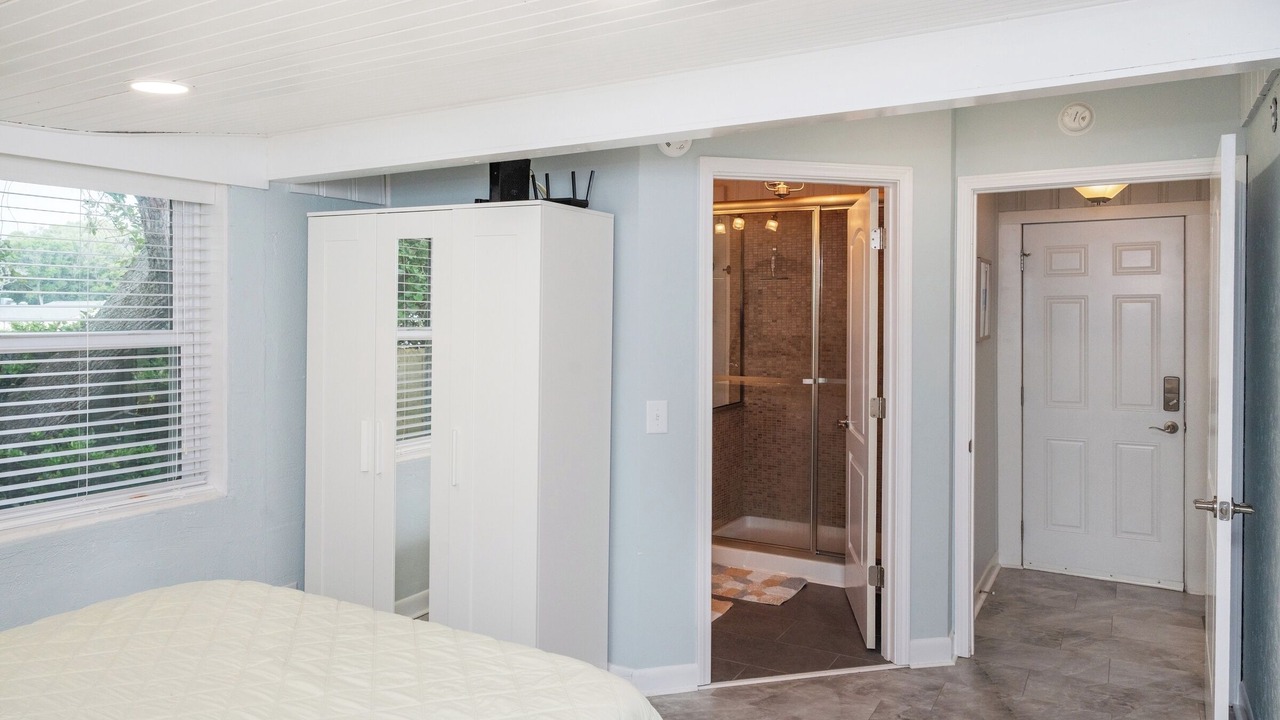 Photo of Bedroom in Long Beach