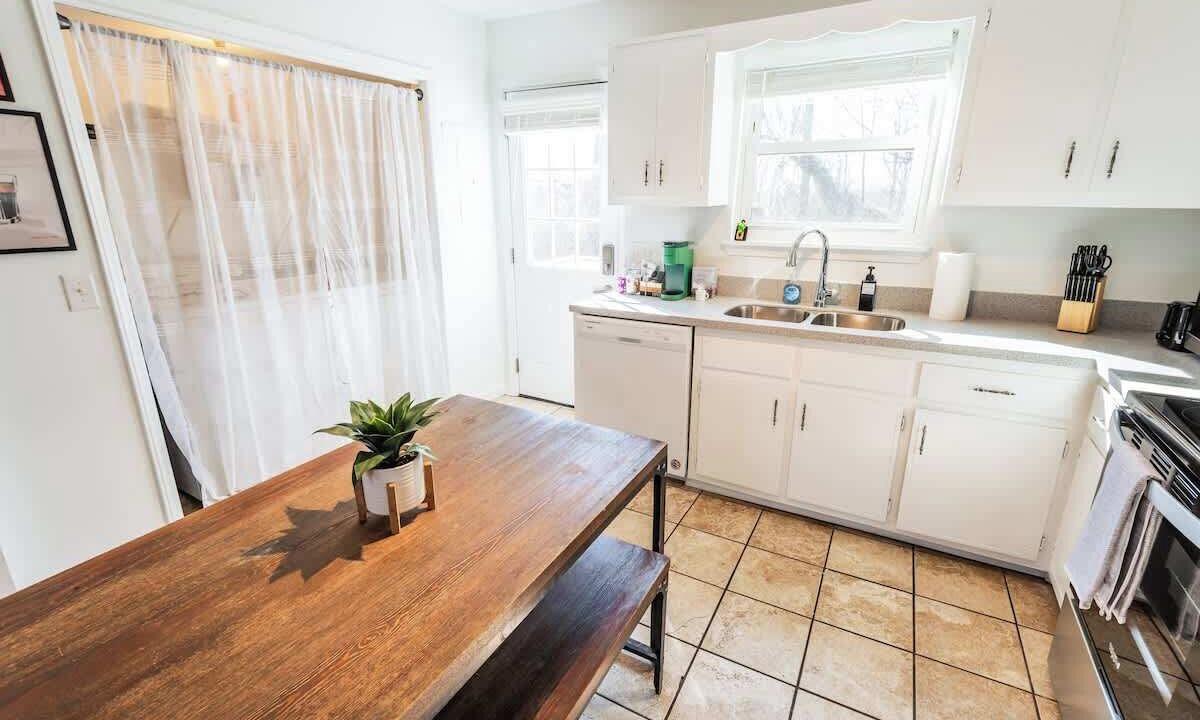Photo of Kitchen in Barclay Drive