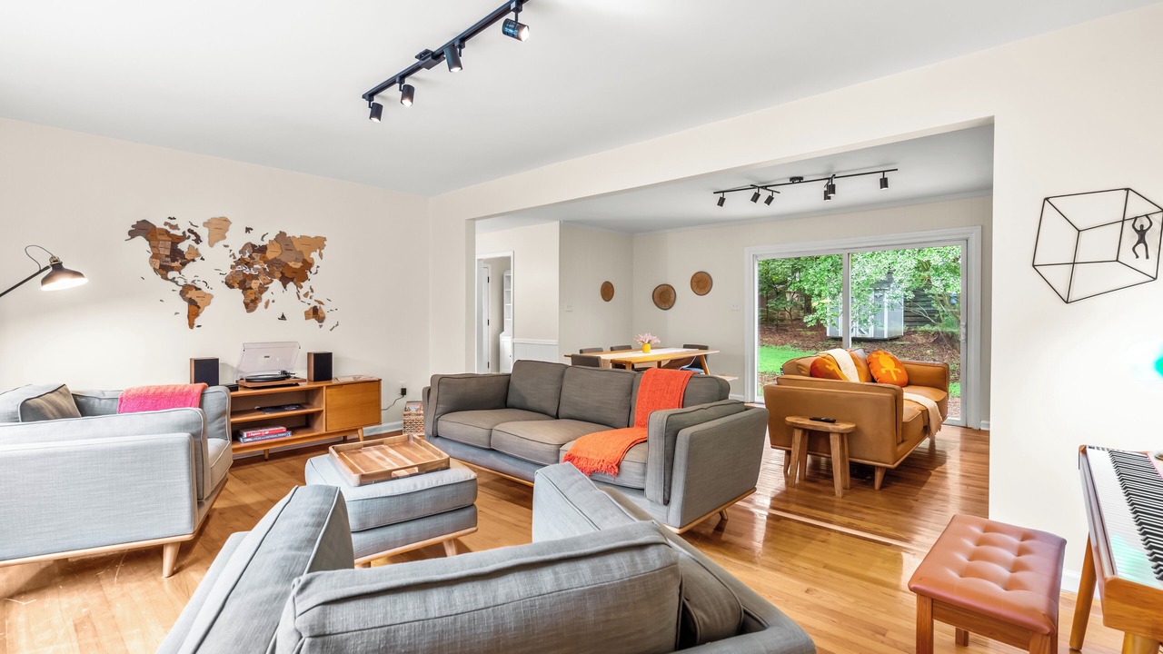 Photo of Livingroom in Carrboro