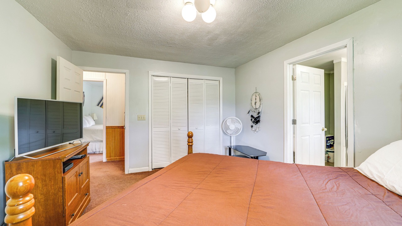 Photo of Bedroom in Waynesville