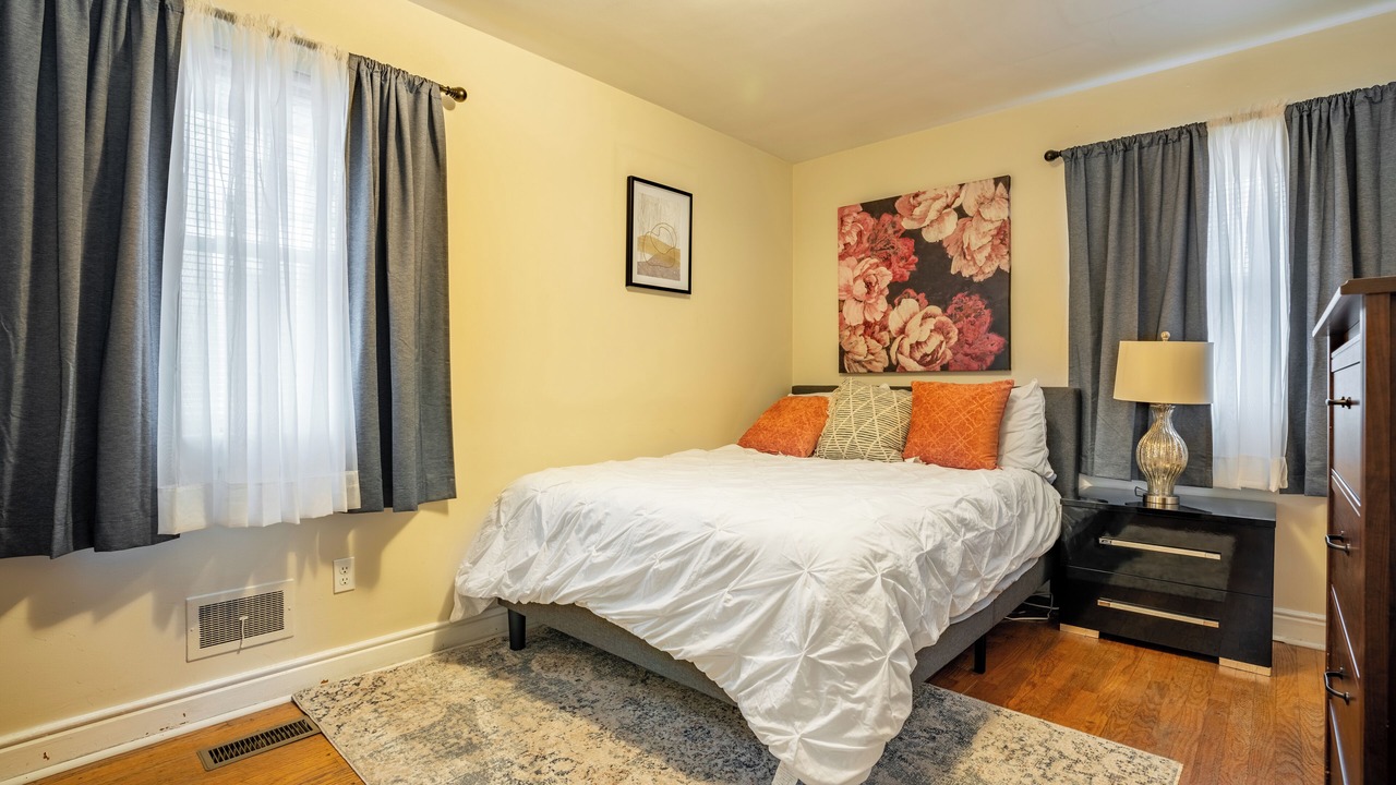 Photo of Bedroom in North Chesterfield
