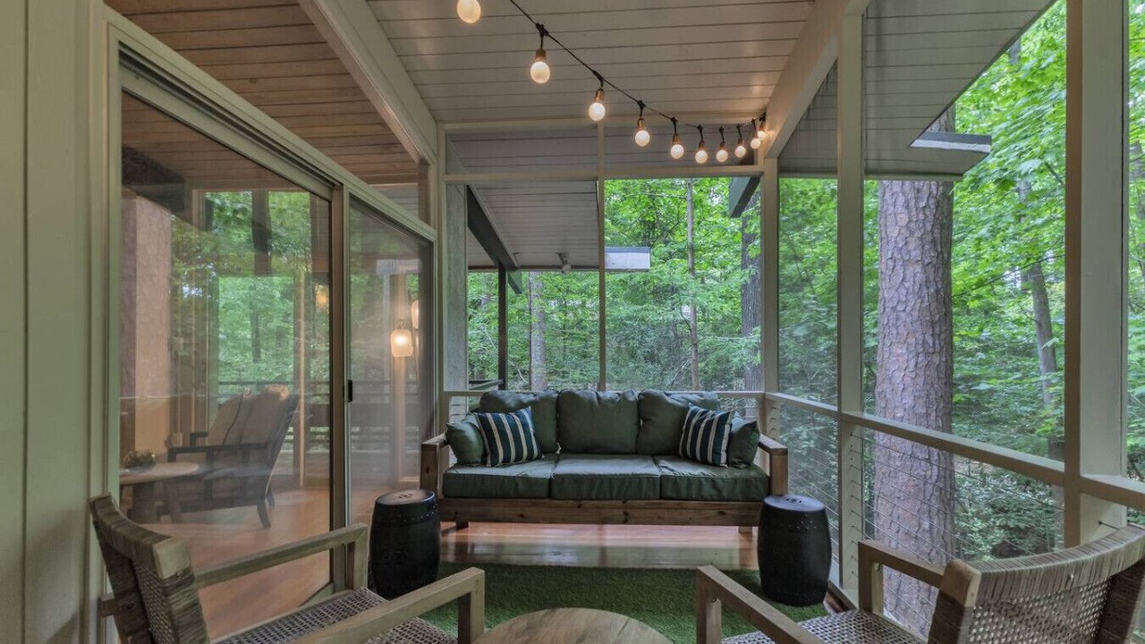 Photo of Patio Balcony in Chapel Hill