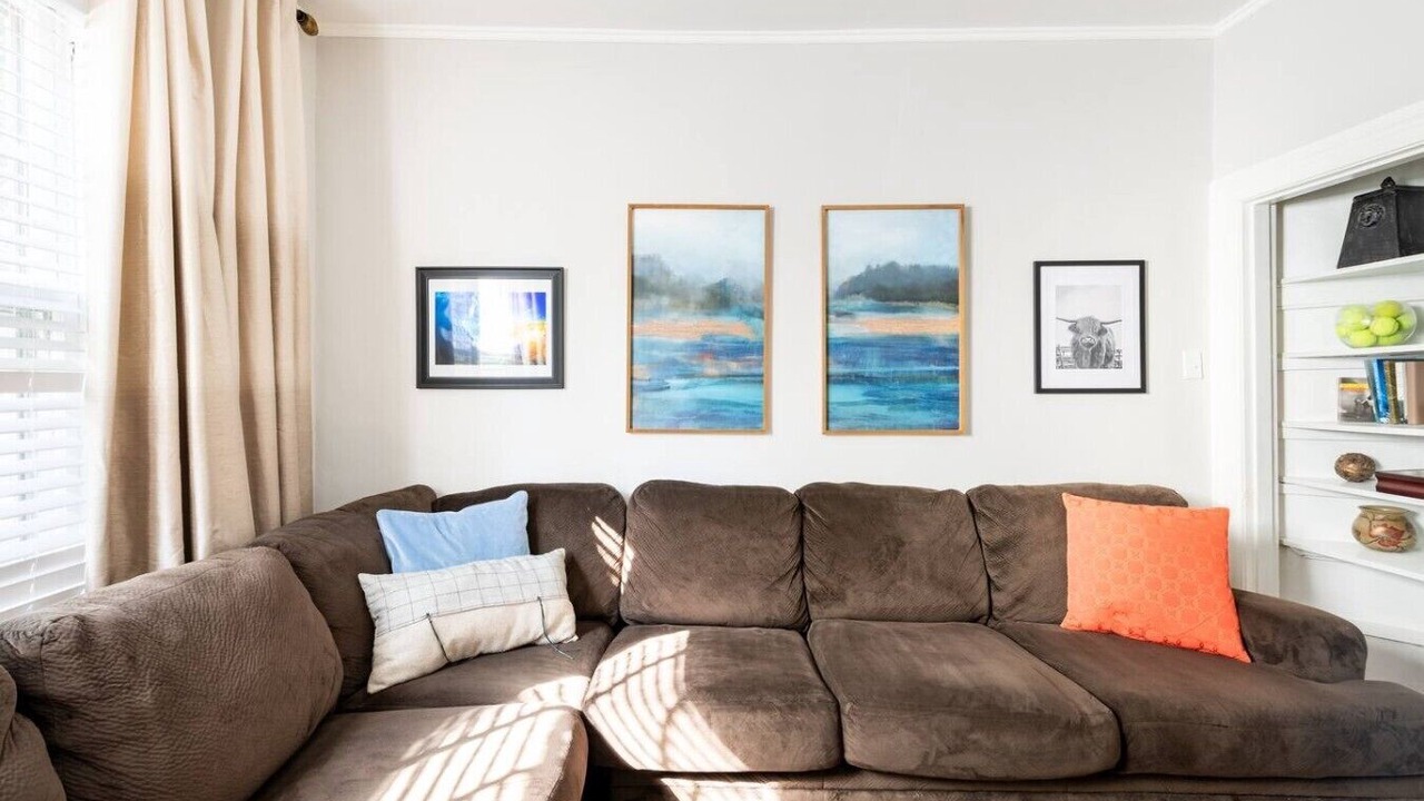 Photo of Livingroom in Danville